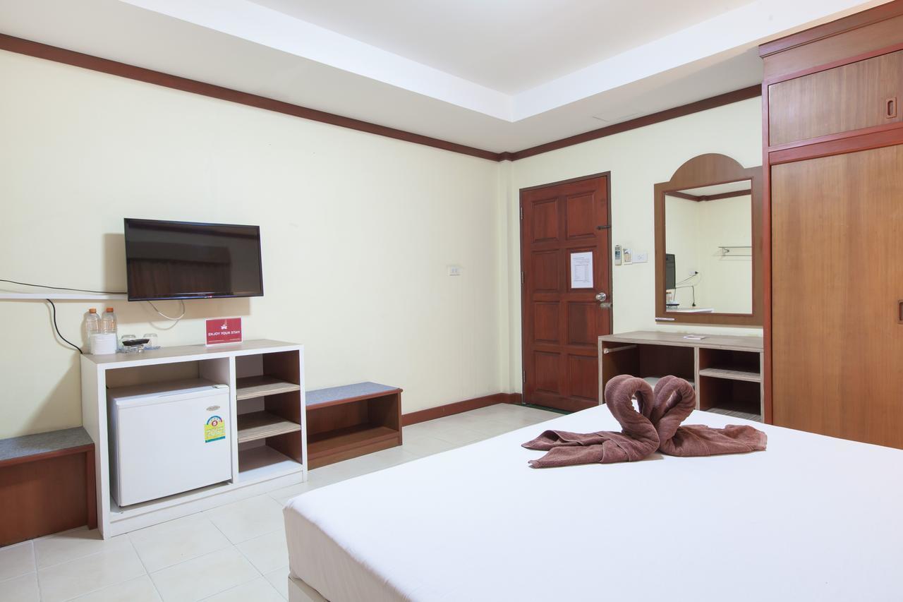 Hotell Zen Rat-u-thid 200 Phi Road *